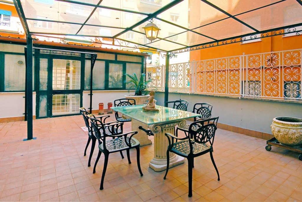 Vatican Luxury Apartment With Terrace - 7 People Rome Bagian luar foto